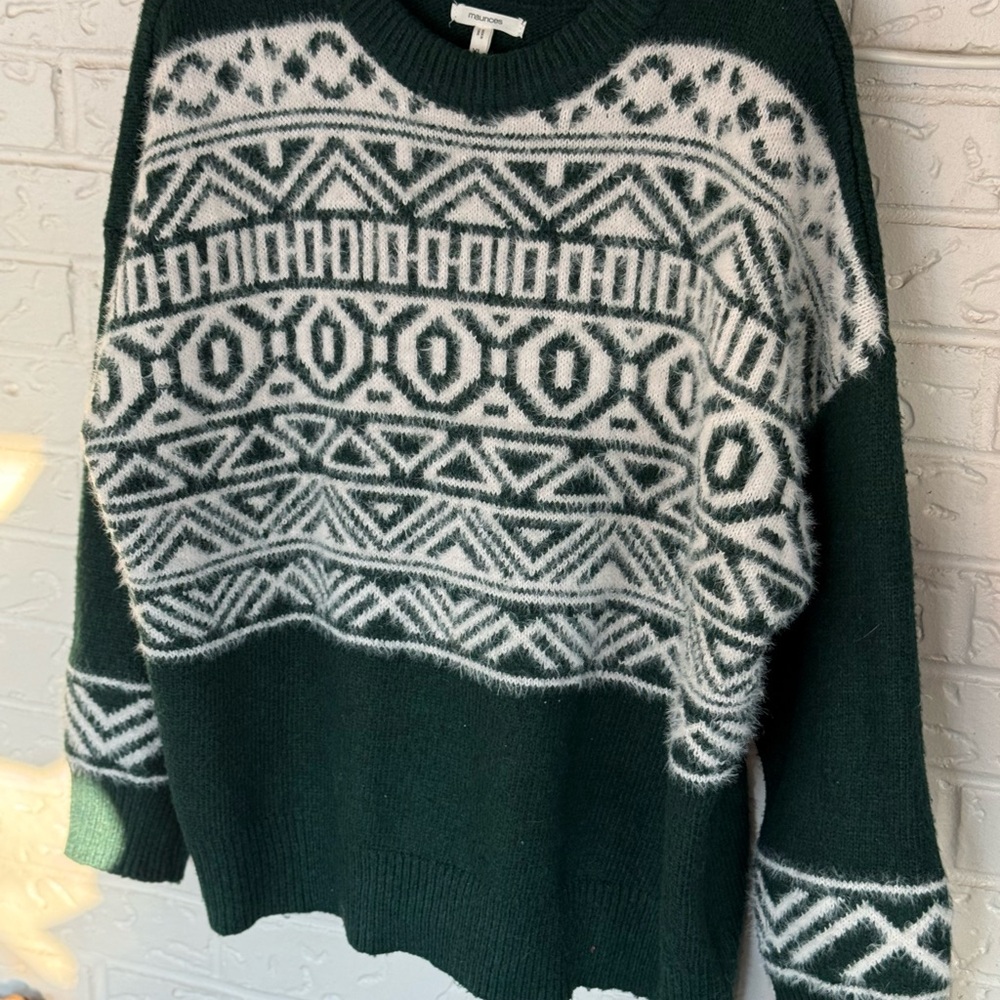 Maurices Forest Green and White Geometric Crewneck Sweater